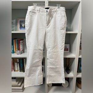 SALE: 3$/25 - Ann Taylor - white - bootcut crop jeans - Sz 12 - GUC